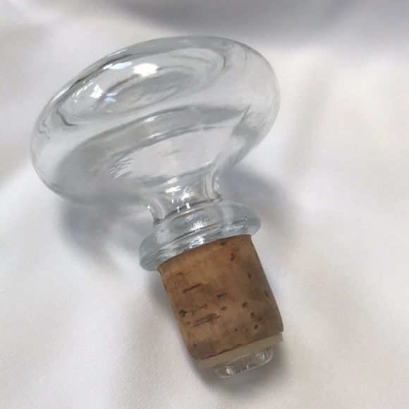 Vintage 1937 Clear Glass Captain's Liquor Decanter - Picture 2 of 6